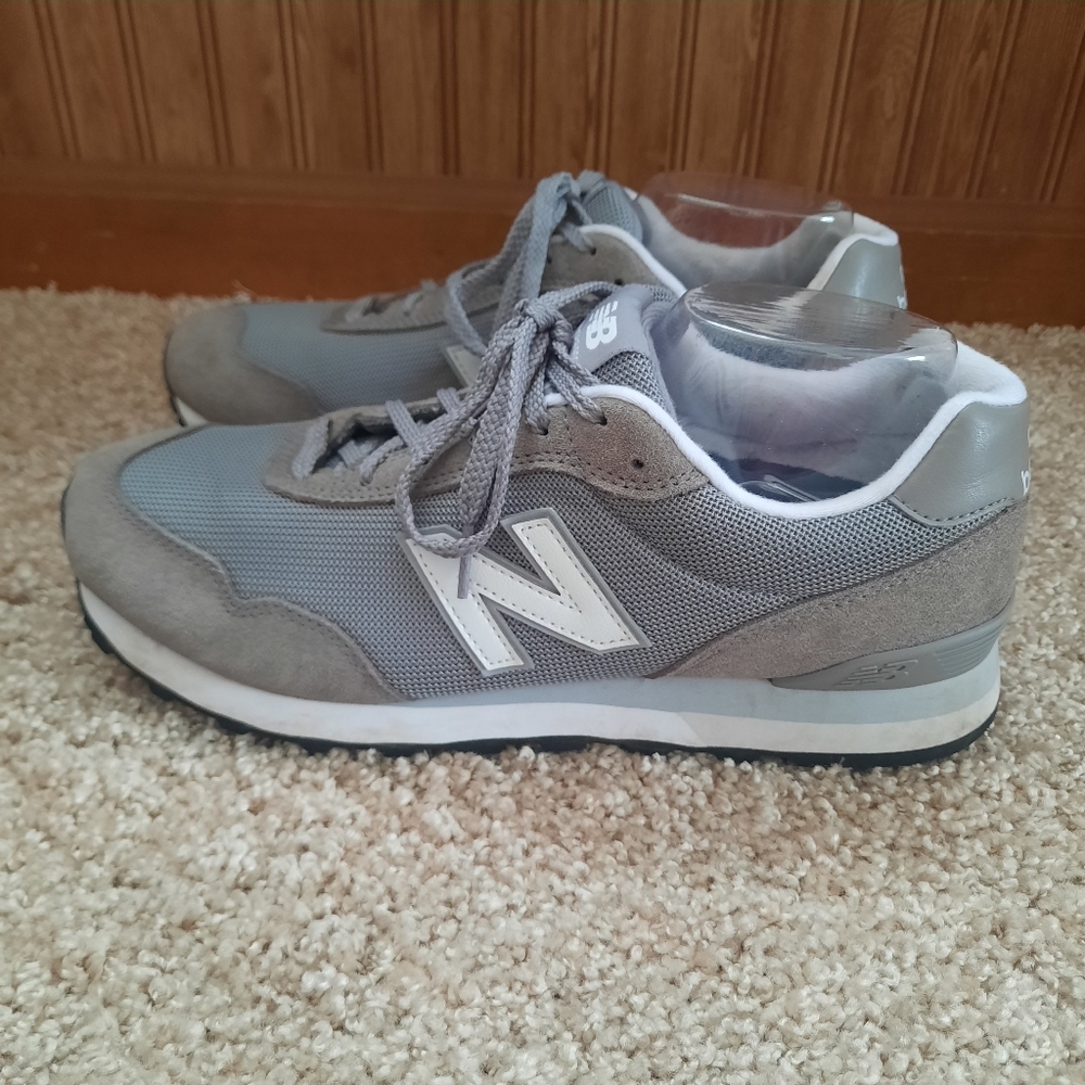 New Balance 515 V3 Lifestyle Runner Grey Retro Style Suede Mesh Sneakers Size 11 - Picture 9 of 16